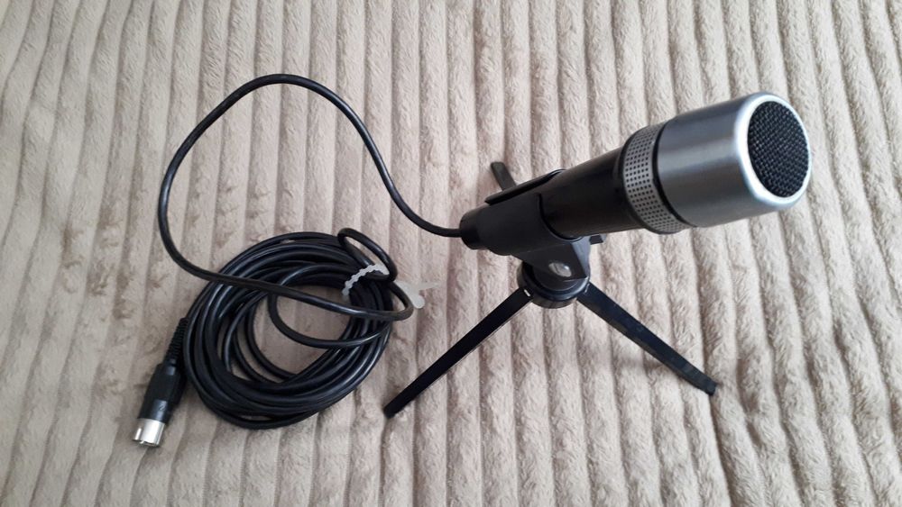 Mikrofon dynamiczny Philips Retro plus podstawka