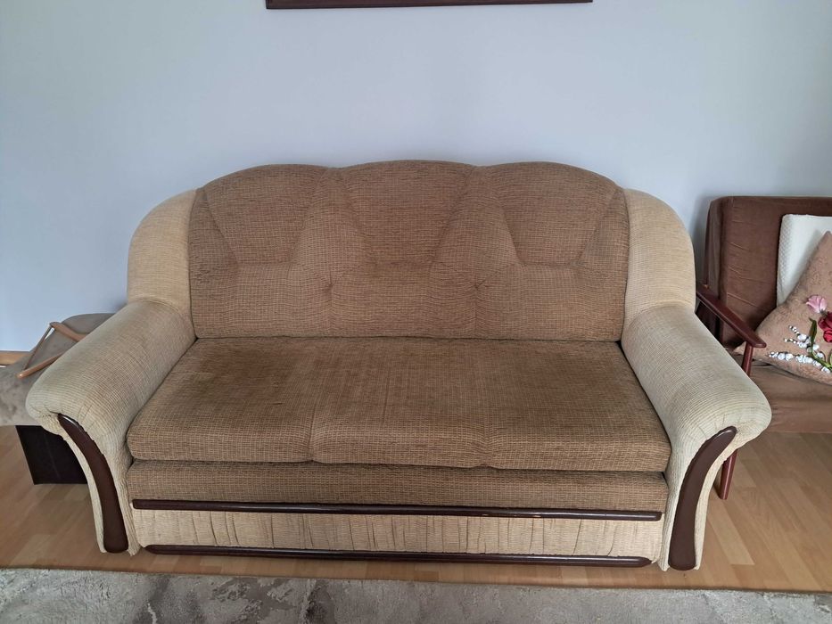 Sprzedam kanapę rozkładaną z fotelem