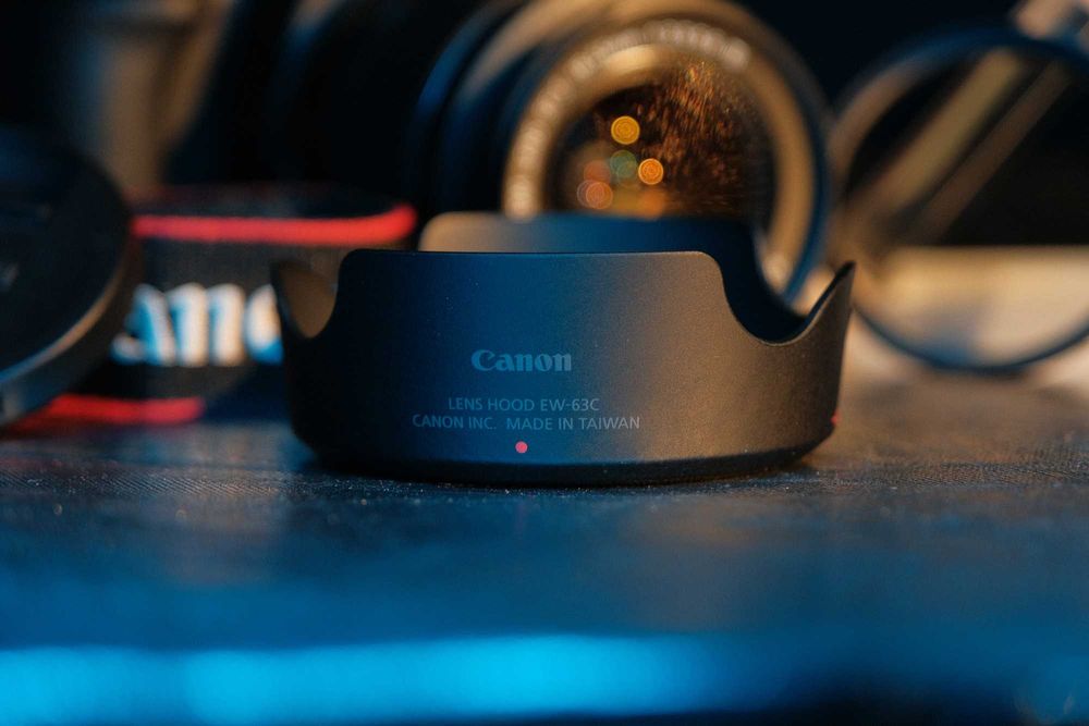 Фотоапарат Canon 250D + комплект (читайте опис!)