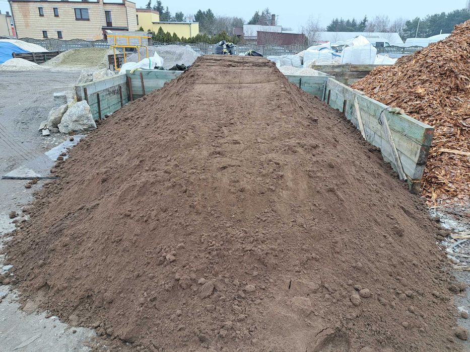 ziemia ogrodowa nieprzesiana, pod trawnik