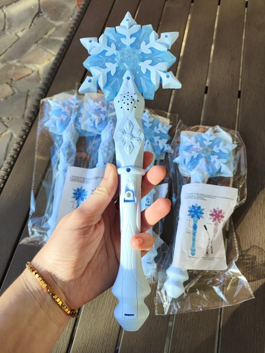 Чарівна паличка Сніжинка музична