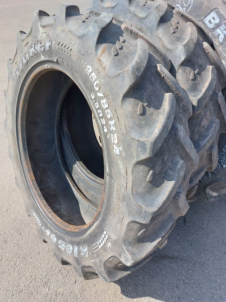 250/85R24 (9.5R24) Kleber opony używane rolnicze para