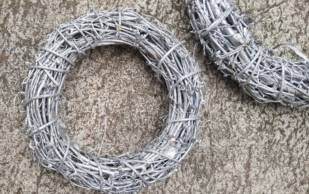 Wianki wiklinowe posrebrzane