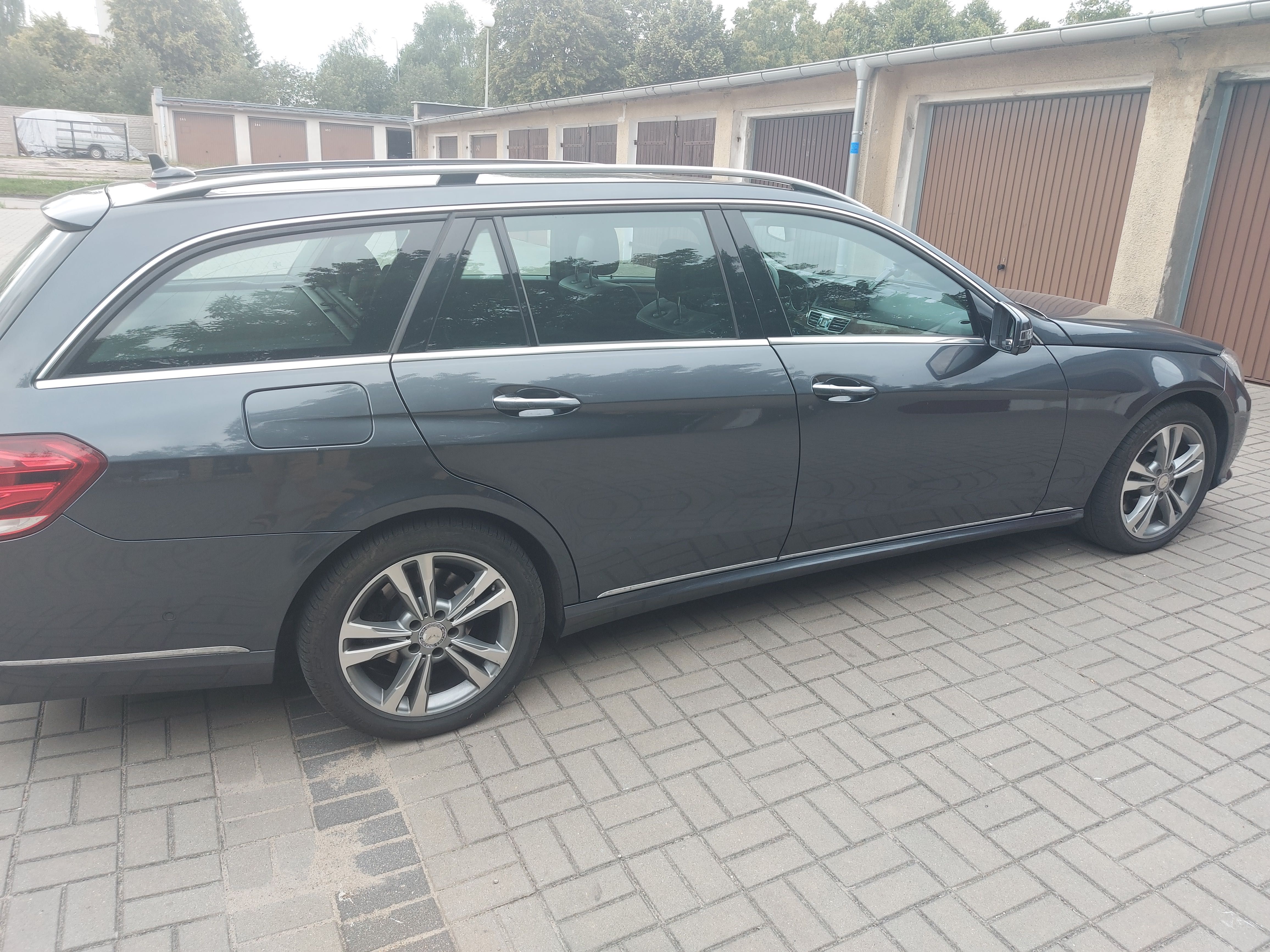 Mercedes E 250 CDI AVANTGARDE W212