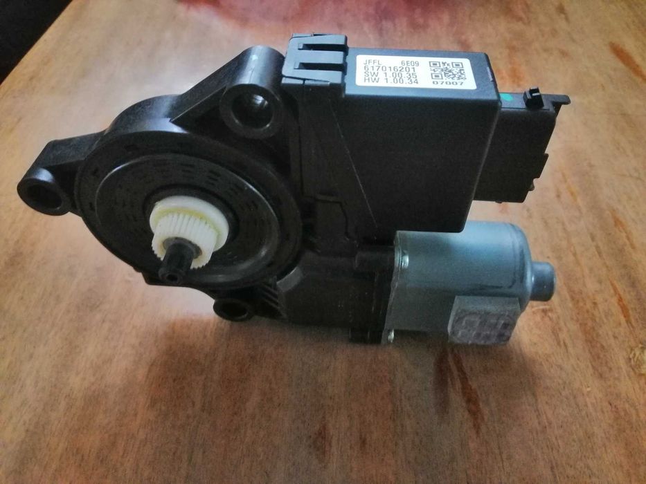 Продам моторчик стеклопiдйомника КIA Optima/K5