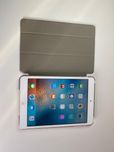 iPad Mini 1ª Geração - 16GB - iOS 9 (Sem Carregador)
