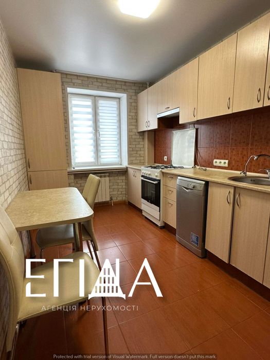 Оренда 2к квартири центр міста вул. Островського