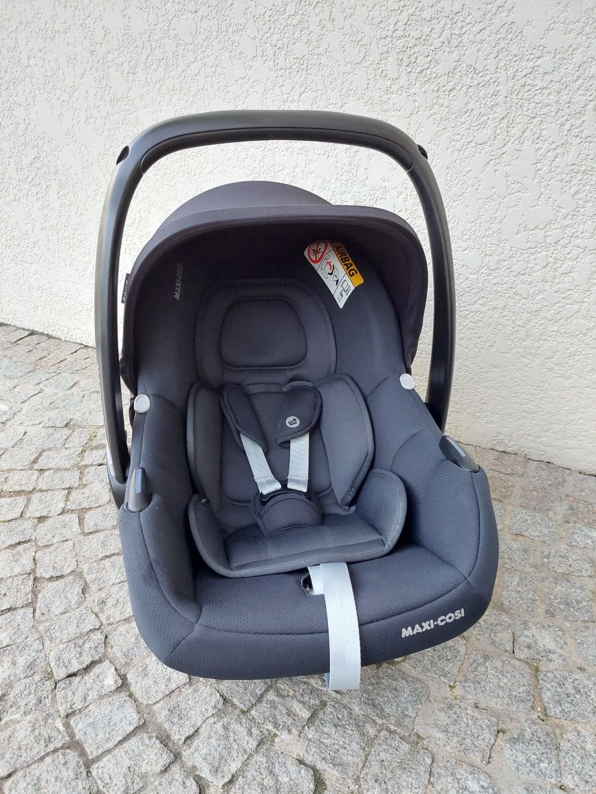 Trio Maxi Cosi Zelia 3 e Ovo Cabriofix i-size