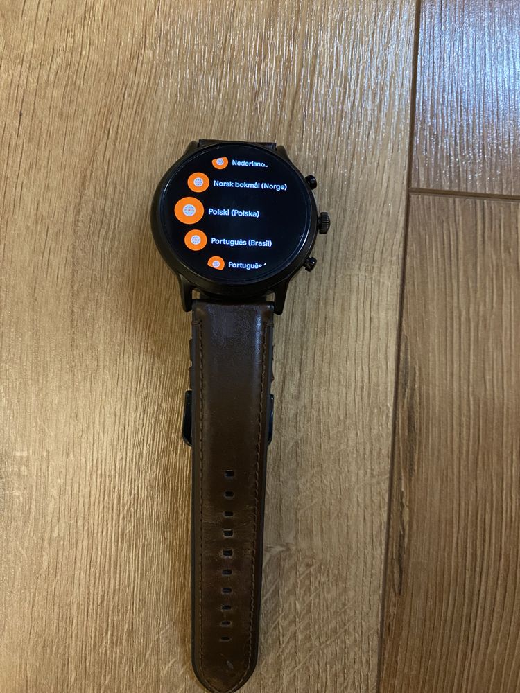 Smart watch fossil dw10f1