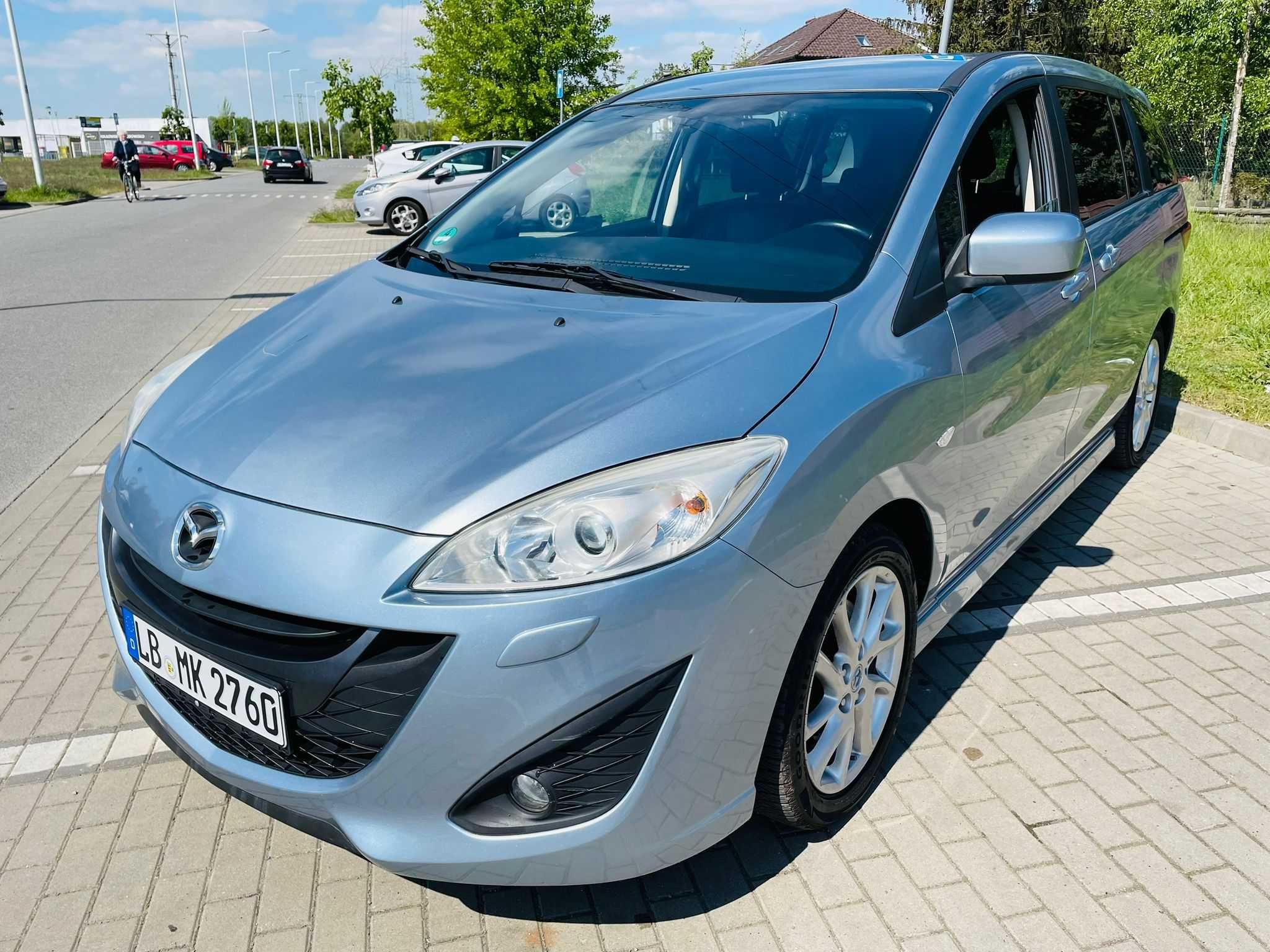 Mazda 5 2,0benzyna Full Wersja dociągi drzwi 7os xenon Skóry