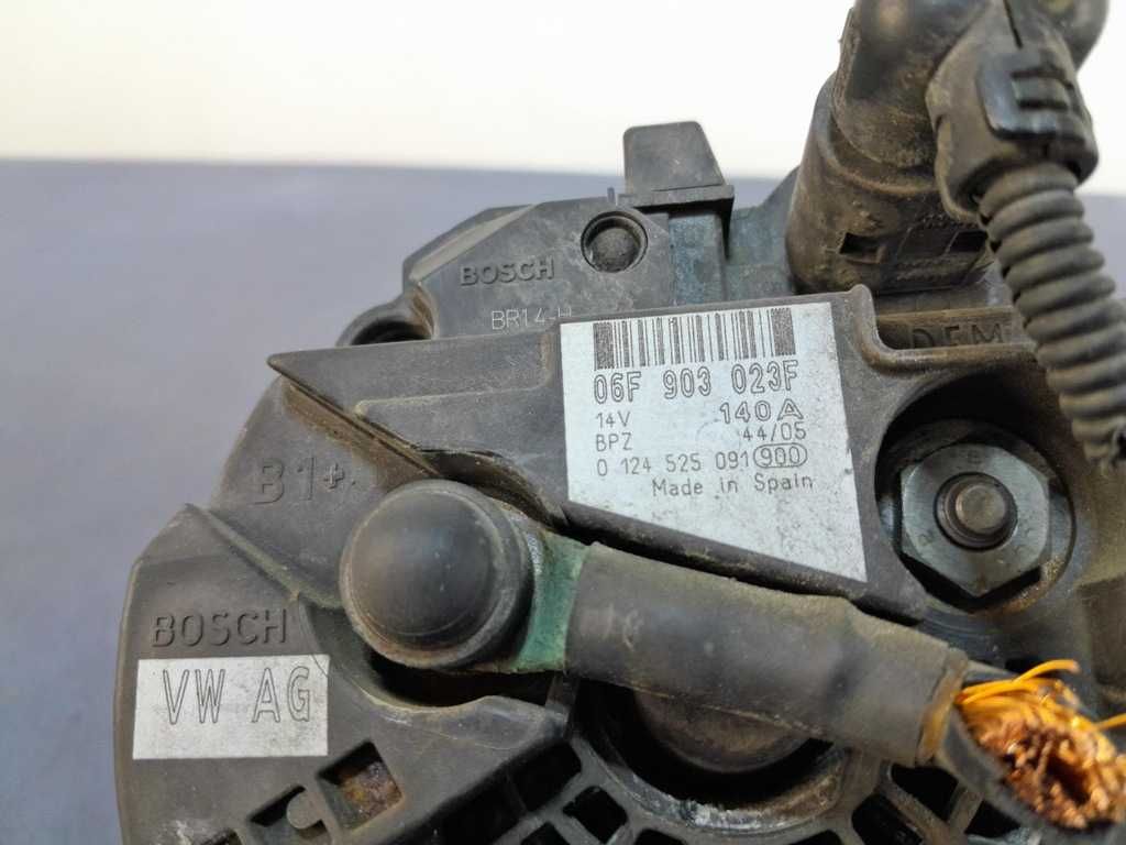 VW TOURAN I 1.9 TDI alternator 06F903023F