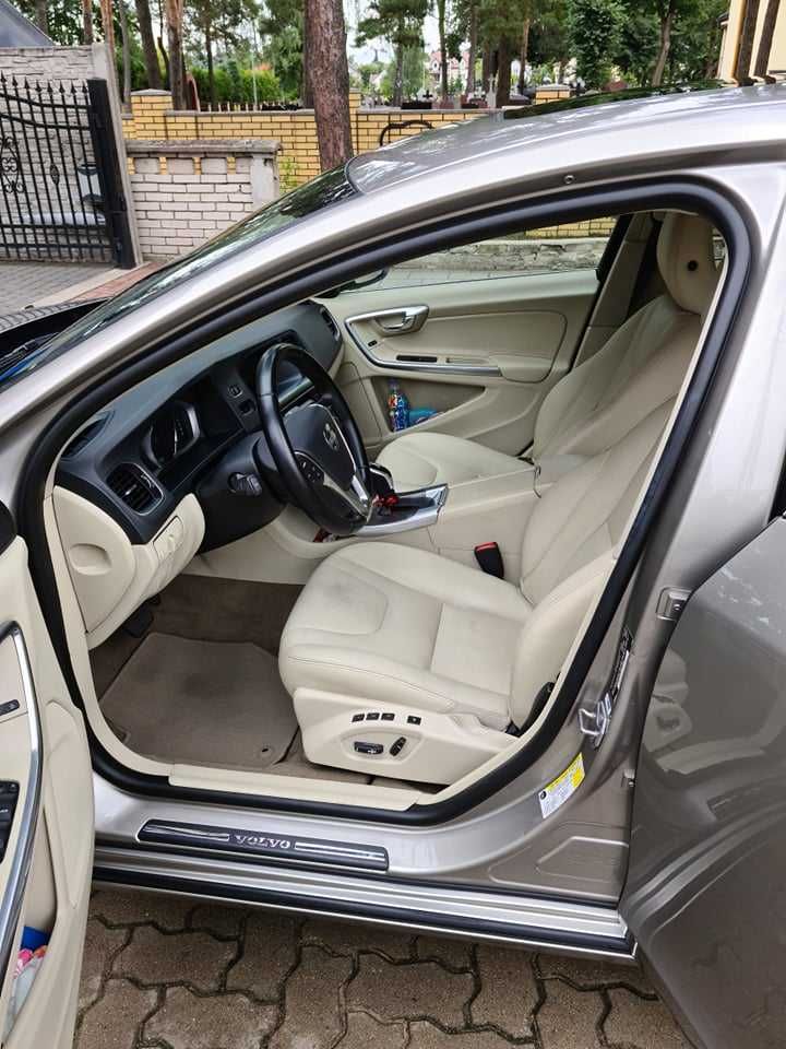 Volvo s60 2014 T5 maly przebieg , zadbany  116tys km