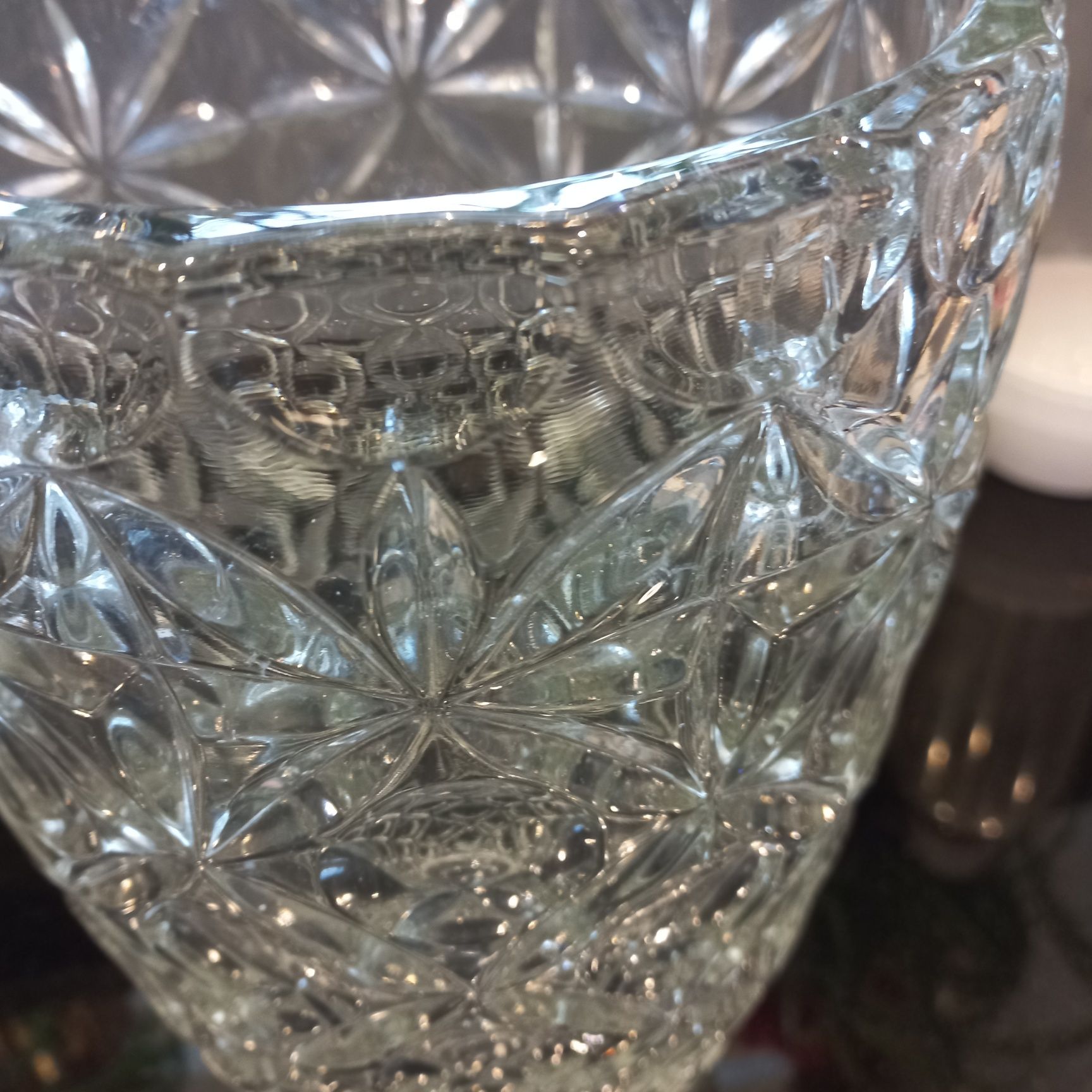 Duży wazon szklany grawerowany