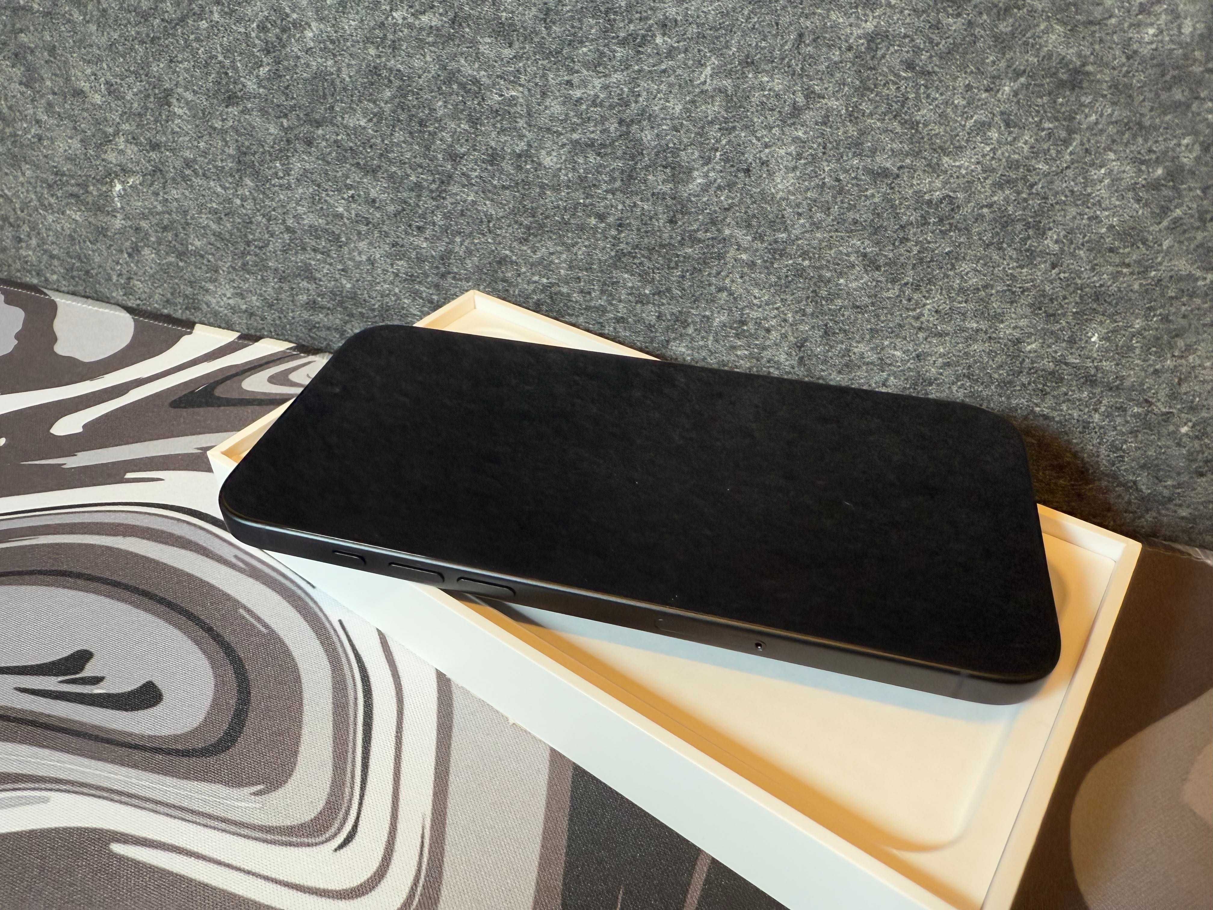 iPhone 16 plus 256gb *Novo*