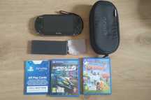 PS Vita Slim 3G WiFi z 2 grami, futerałem i pudełkiem na gry