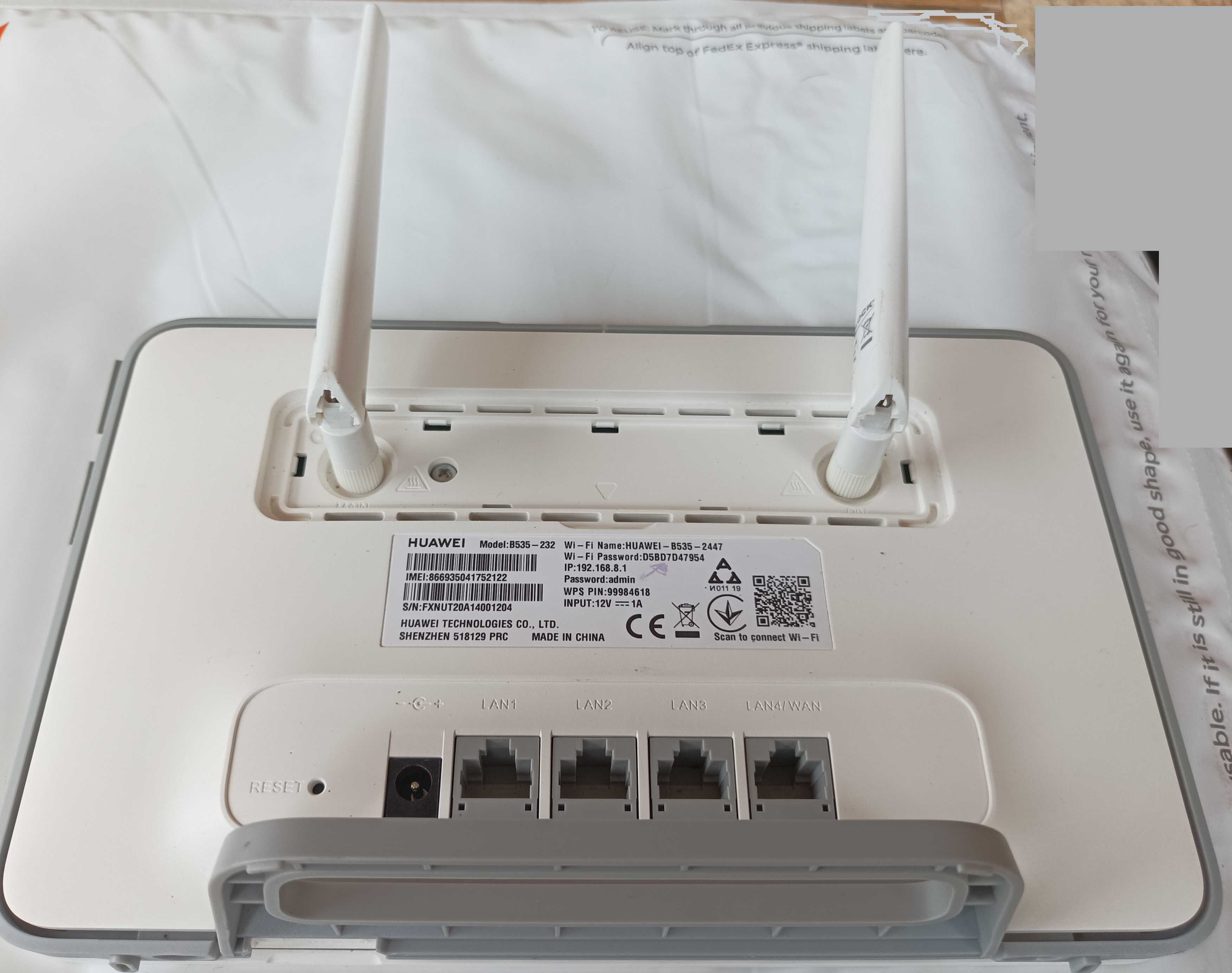 Router Huawei B535-232A 4G+ usado desbloqueado.  2 antenas interiores.
