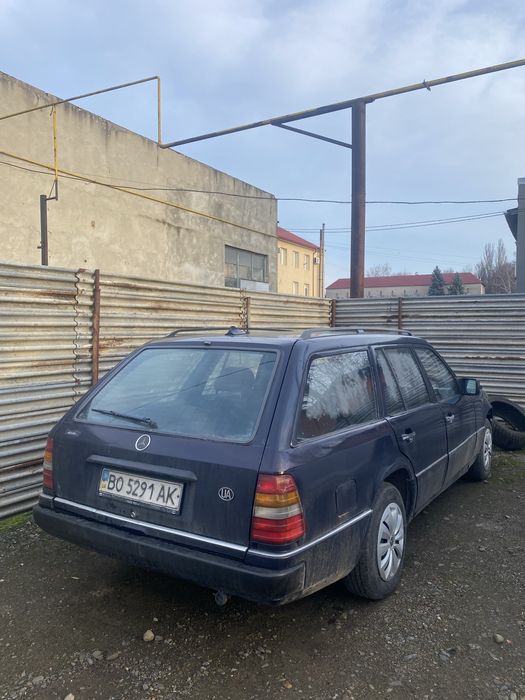 Продам Мерседес 124