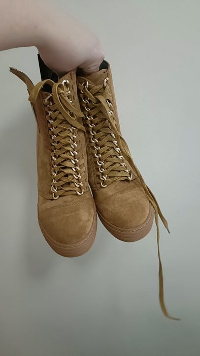 Nowe buty -trampki na koturnie. Luboo