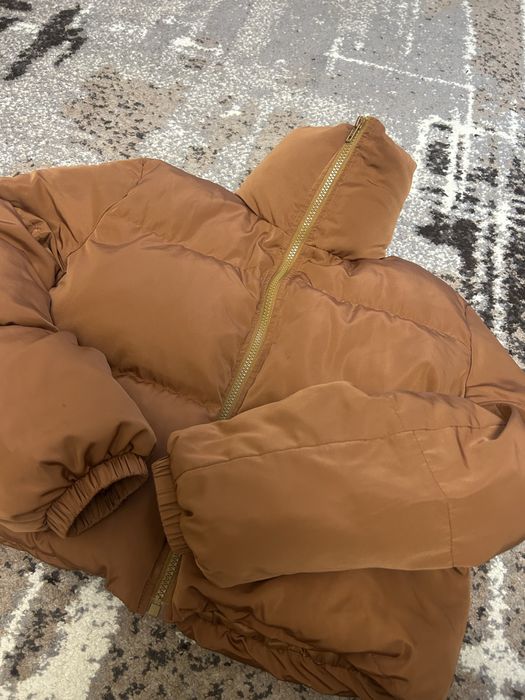 Куртка вкорочена. Тепла та стильна