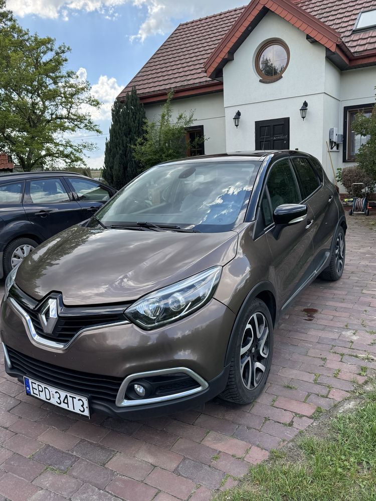 Renault Captur bogata wersja key less start stop tablet navi