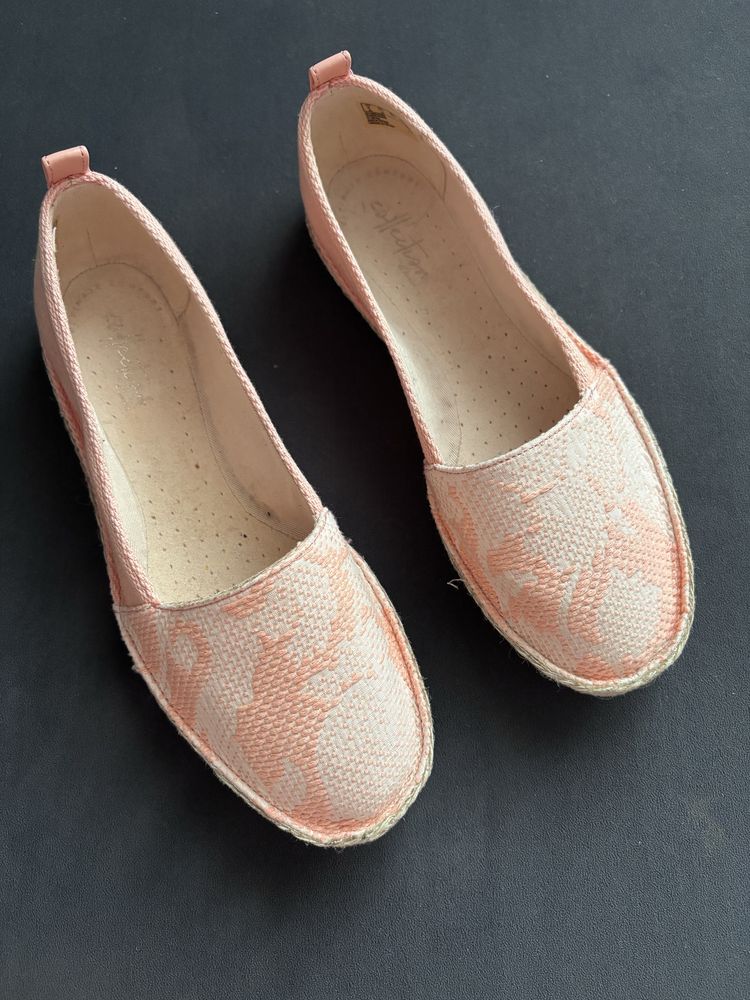 Жіночі текстильні мокасини балетки від clarks розмір 36-37