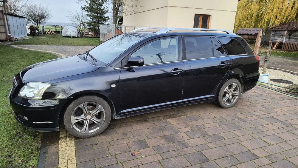 Toyota Avensis Kombi 1,8 , gaz