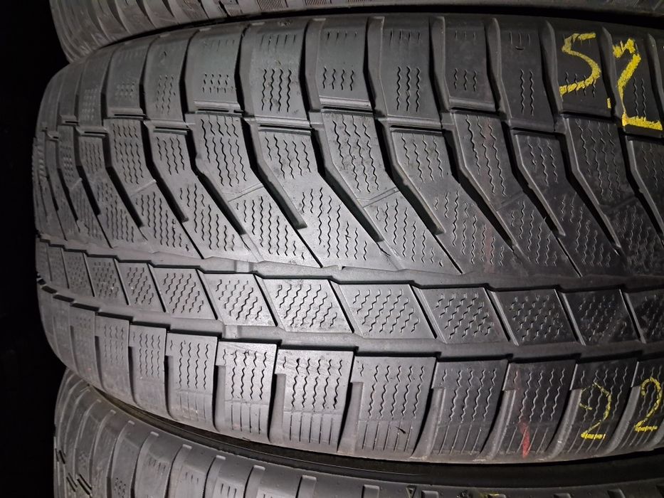 255/45 20 Falken eurowinter HS 502 резина б/в зима Пара