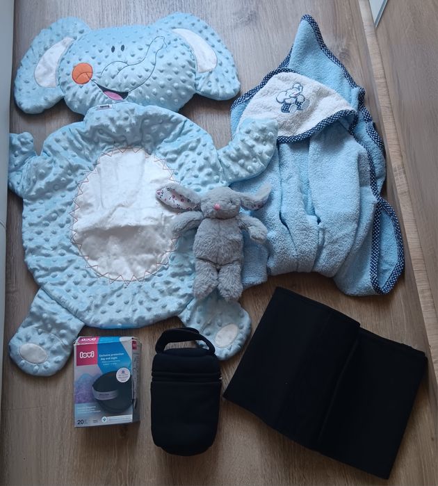 4 NOWE pajace 3D rozm 56-62 cm + dodatki