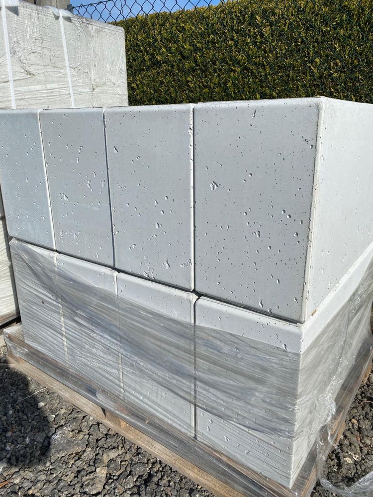 Donica betonowa bloczek betonowy ogrodzeniowy
