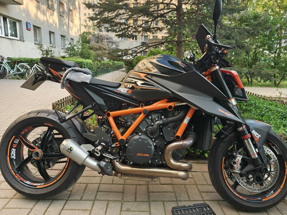 Wydech AKRAPOVIC KTM 1290 SUPER DUKE R 2018/2023, KTM 1390R- 2024