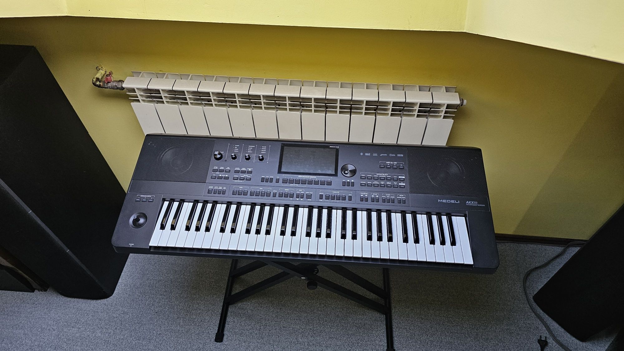 Medeli akx10 keyboard workstation