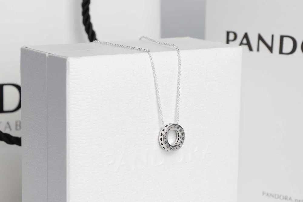 Pandora підвіска з логотипом та паве