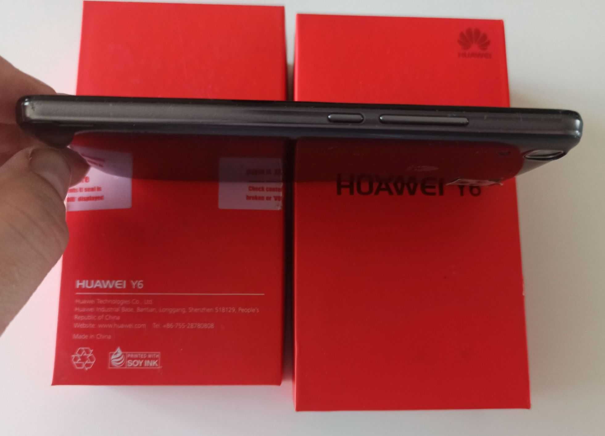 smartfon Huawei Y6 zestaw słuchawki szkło hartowane pudełko kabel