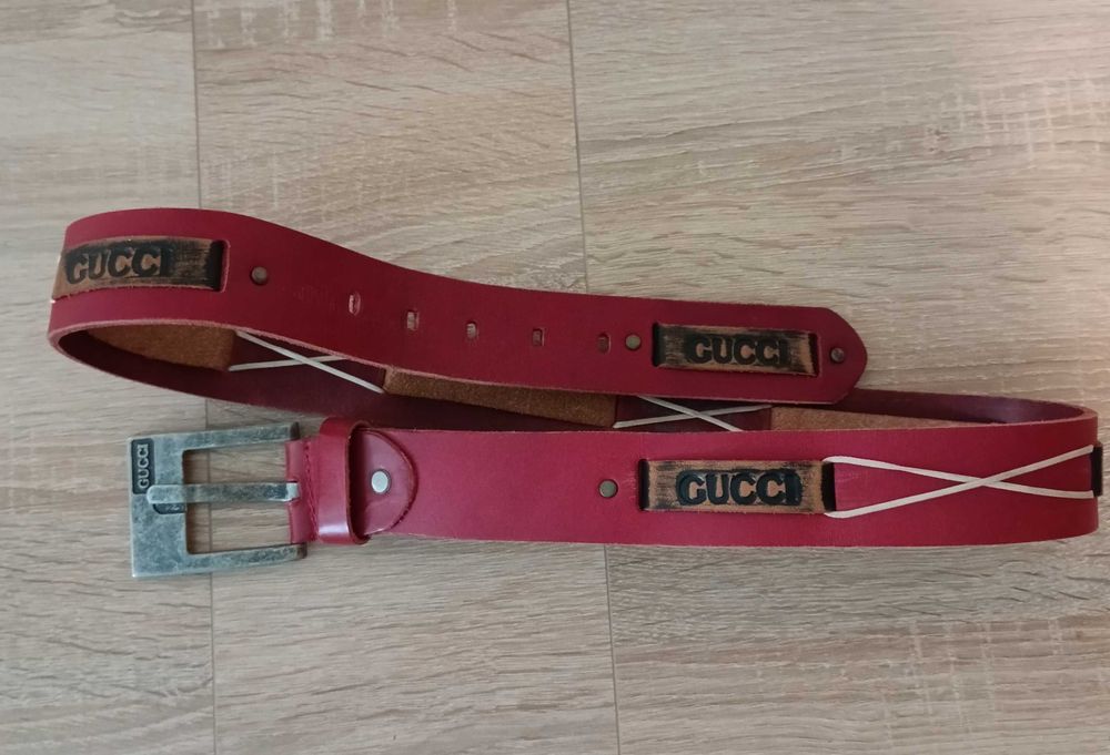 Винтажный кожаный ремень Gucci.