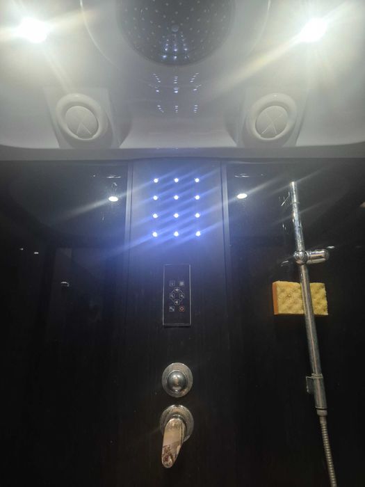 Kabina prysznicowa duża