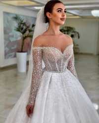 Весільна сукня з нової колекції