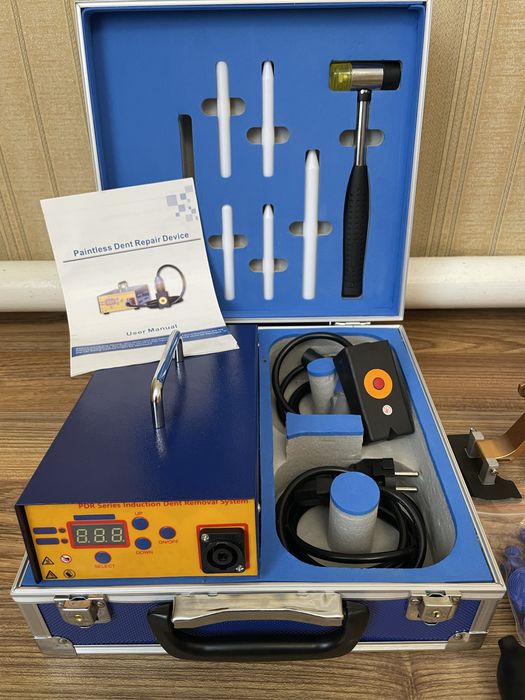 Набір інструментів PDR для ремонту вмятин без фарбування.