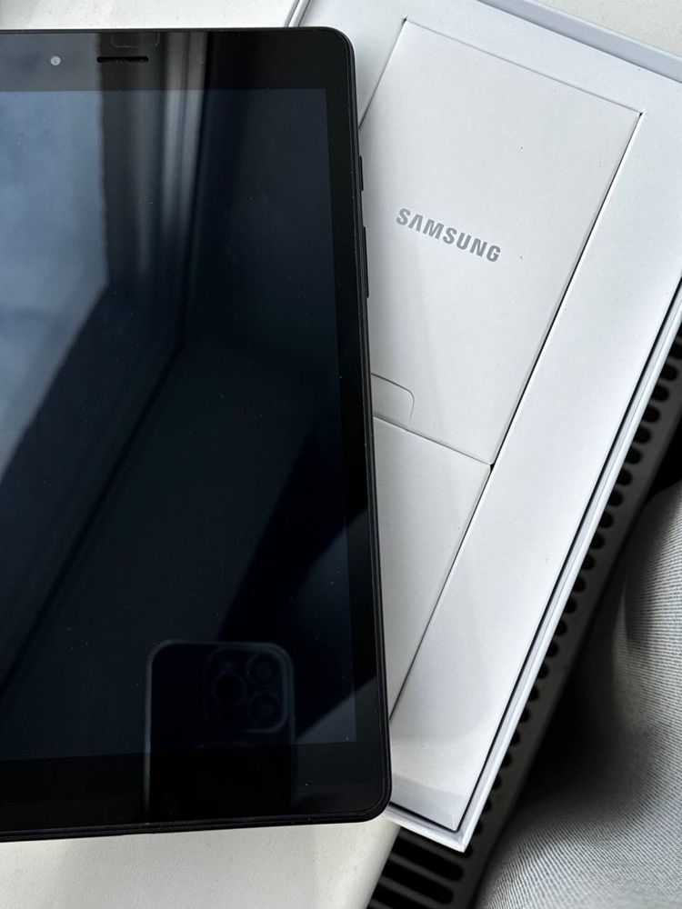 Планшет Samsung sm-t290