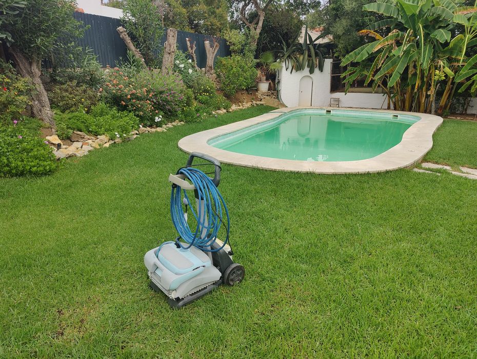 Robot Piscina Maytronics - Dolphin Zenit 15