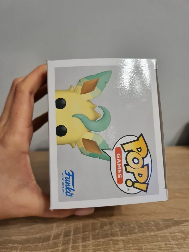 Figurka Funko POP 866 Pokemon Leafeon