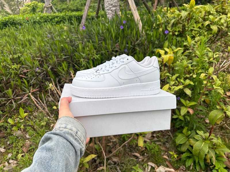 Nike Air Force 1 Low '07 White  39