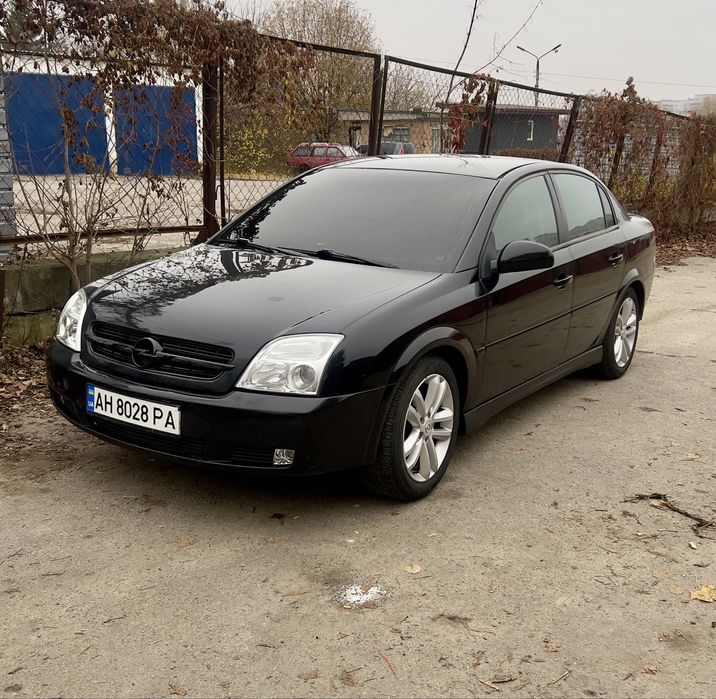 Opel vectra C 2004 год