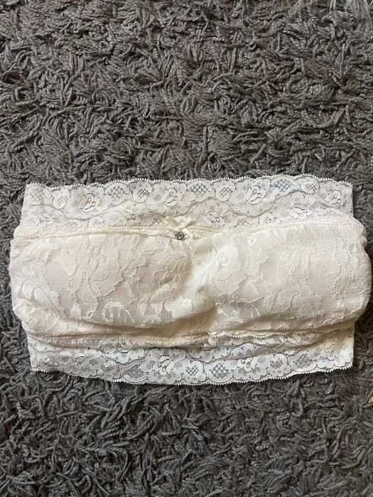 Бюстгалтеры, купальник комплект белья