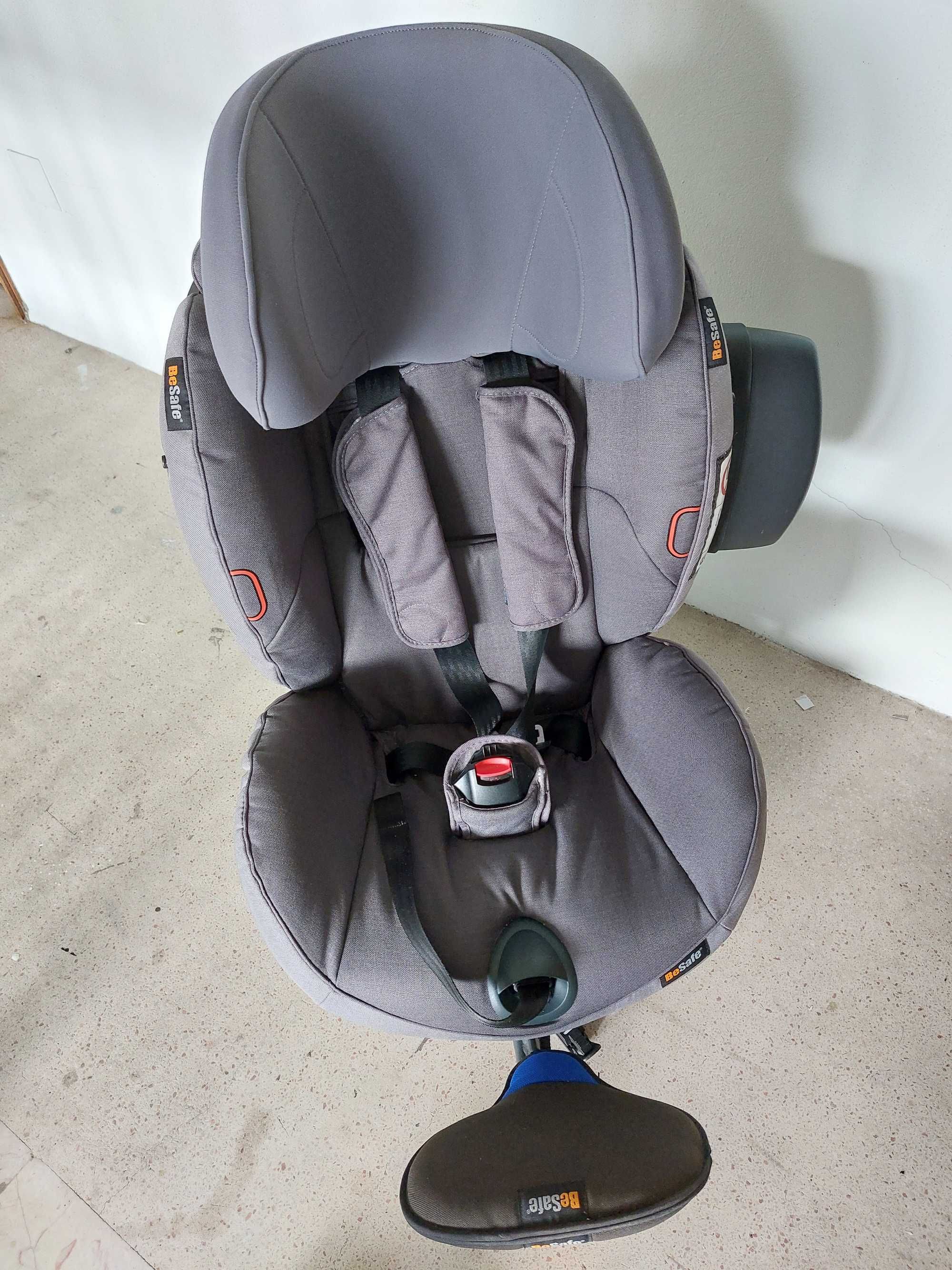 Cadeira Auto como nova Besafe iZi Plus X1 para todos automóveis + Capa