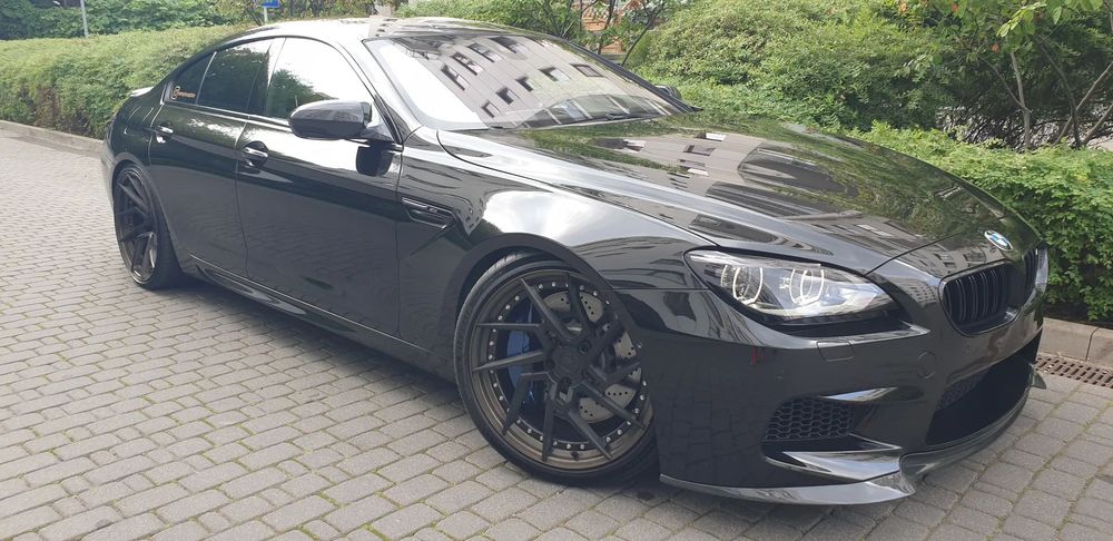 BMW M6 https://www.youtube.com/watch?v=bhA5HTtWs7w