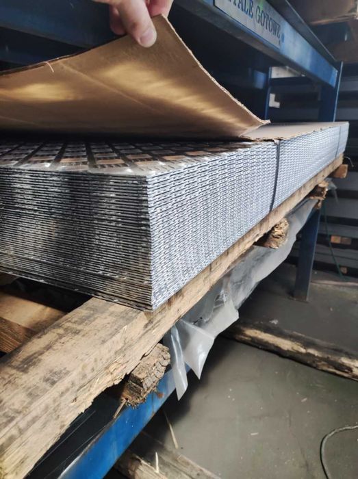 Blachy aluminiowe gładkie i ryflowane, gięcie i cięcie na wymiar Wa-wa