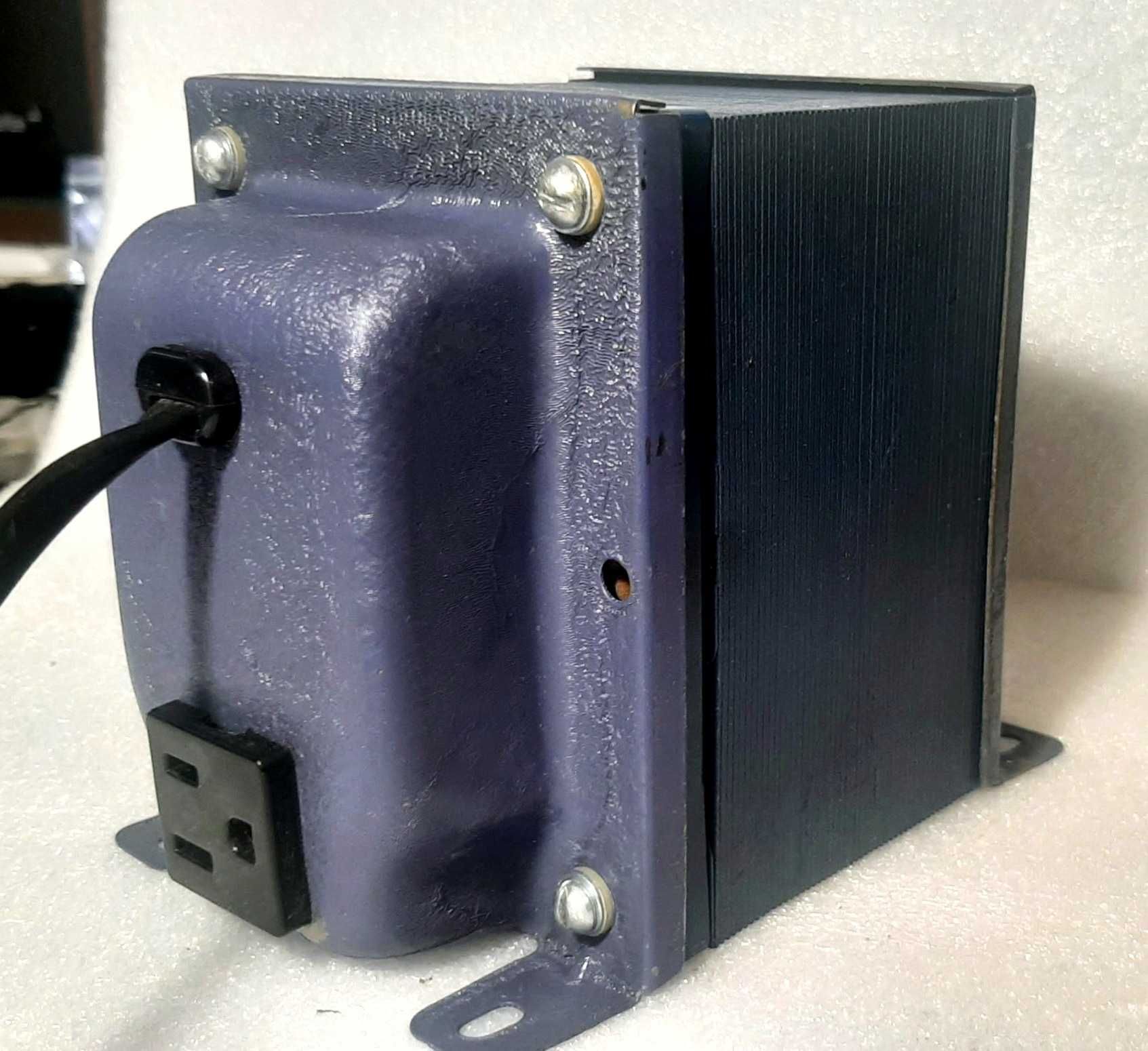 HI FI трансформатор преобразователь 220 в 110 1000Вт USA Vintage 1960