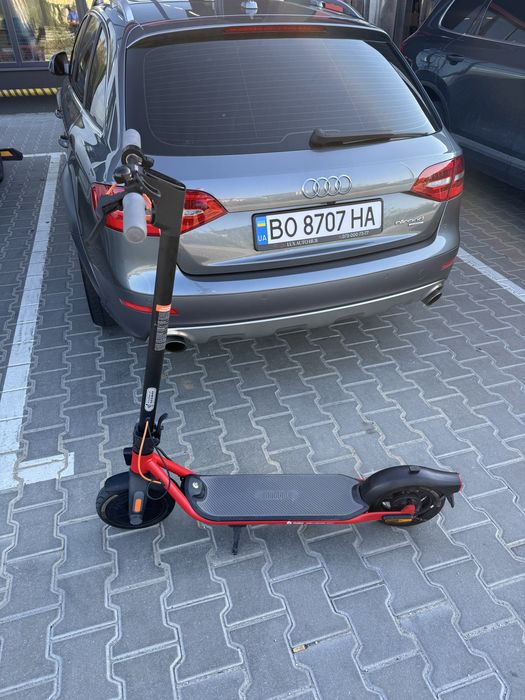 Електро самокат Segway