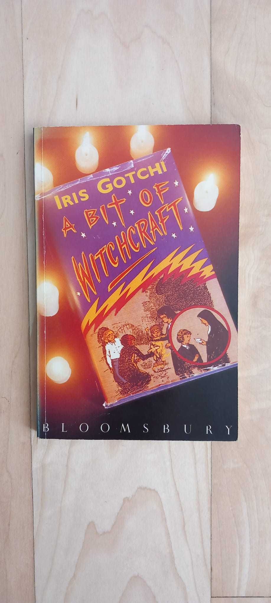 Livro "A bit of witchcraft" de Iris Gotchi