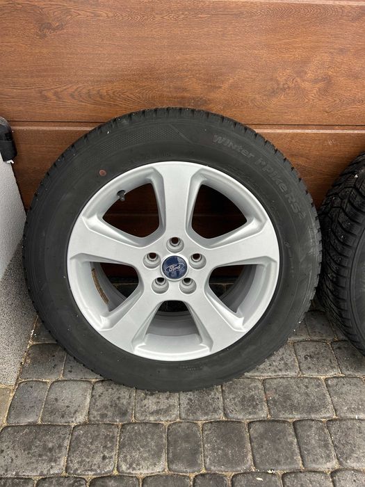 KOŁA ZIMOWE FORD/VOLVO / 16 CALI / 5x108 / 63.4 / OPONY 235/55/17